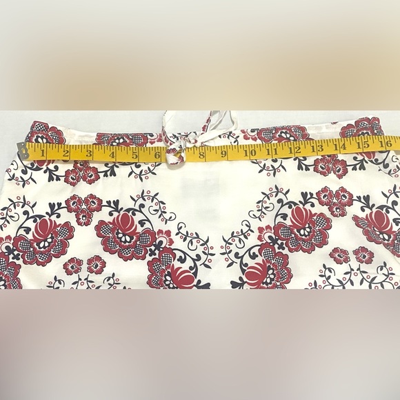 πAnn Taylor Petites 10P White/Red/Dk Navy Floral Print Straight Skirt Vintage - Picture 5 of 8